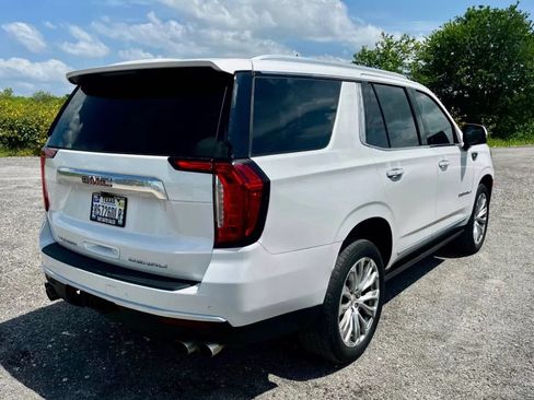 Used 2023 GMC Yukon Denali RWD image 14