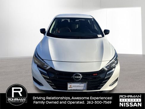 Used 2025 Nissan Versa SR w/ Trunk Package FWD image 9