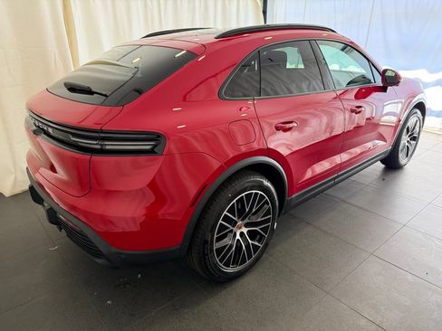 New 2026 Porsche Macan 4 Electric AWD/4WD image 9