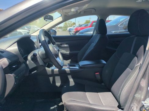 Used 2025 Nissan Sentra SV FWD image 22