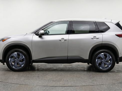 Used 2025 Nissan Rogue SV AWD/4WD image 5