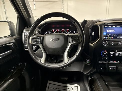 Used 2022 Chevrolet Silverado 1500 LT Trail Boss w/ Convenience Package II image 19
