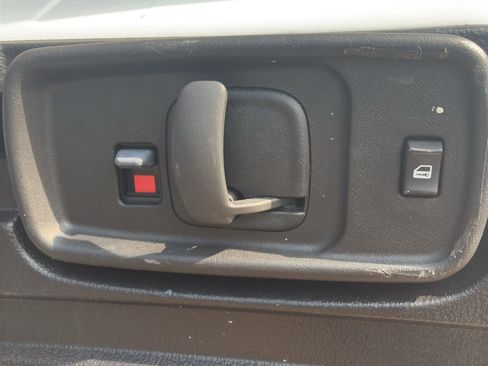 Used 2024 Chevrolet Express 2500 w/ Driver Convenience Package RWD image 23
