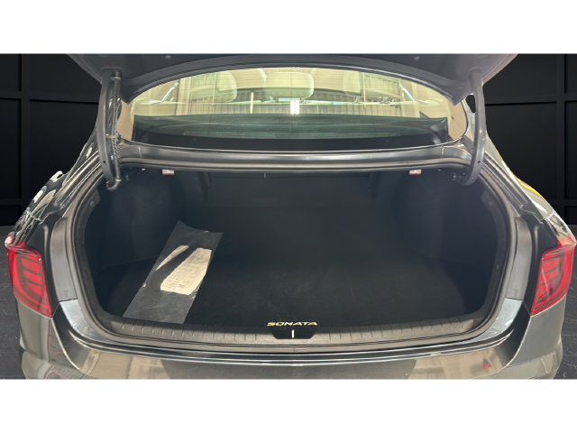 Used 2023 Hyundai Sonata SEL w/ Convenience Package FWD image 24