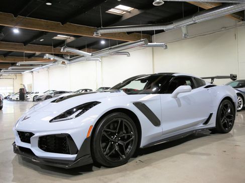 Used 2019 Chevrolet Corvette ZR1 image 18