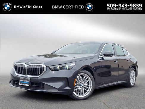 Certified 2025 BMW 540i xDrive w/ Premium Package AWD/4WD image 1