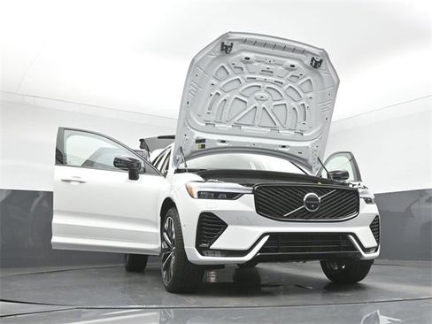 New 2026 Volvo XC60 B5 Ultra w/ Protection Package Premier image 56