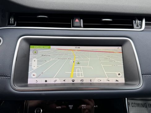 Used 2020 Land Rover Range Rover Evoque S image 34