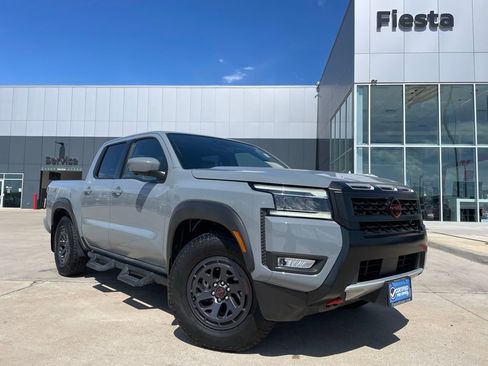 Certified 2025 Nissan Frontier Pro-X w/ Pro Premium Package RWD image 1