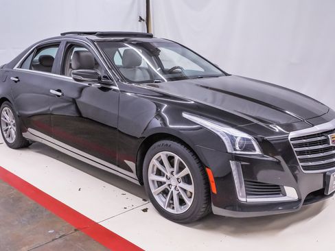Used 2019 Cadillac CTS Luxury image 4