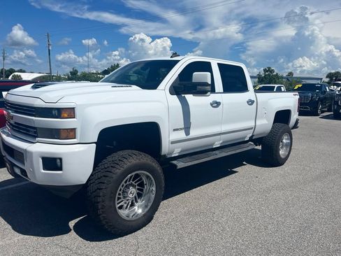 Used 2017 Chevrolet Silverado 2500 LTZ w/ Duramax Plus Package AWD/4WD image 2