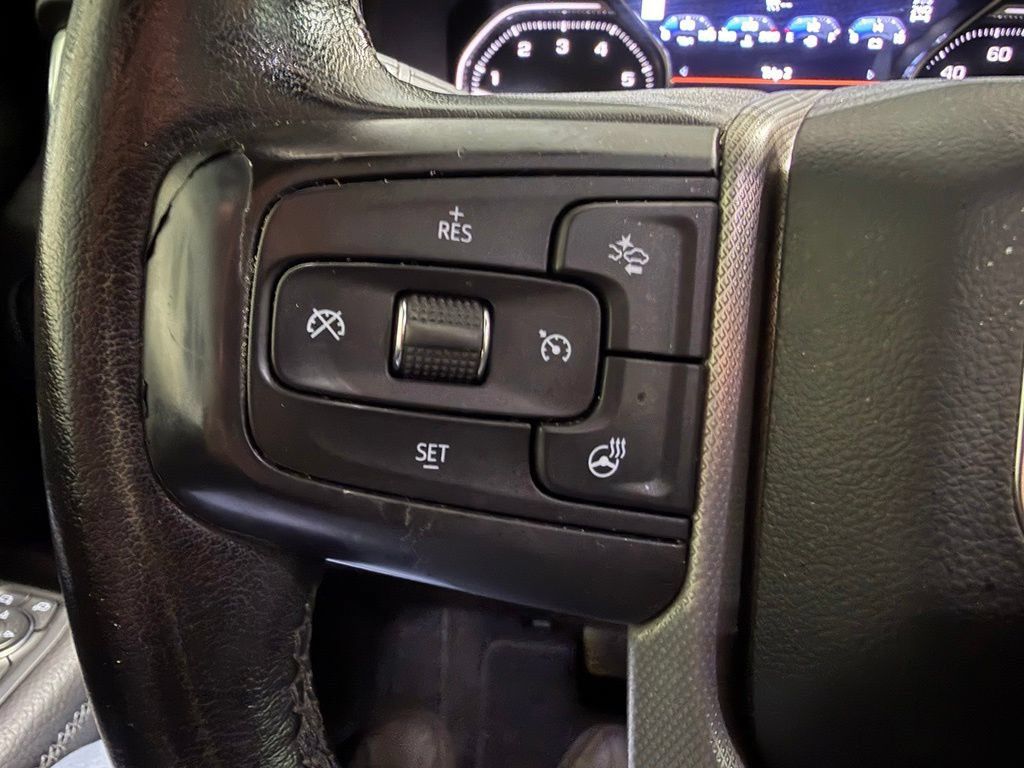 Used 2021 GMC Yukon Denali w/ Denali Premium Package AWD/4WD image 16
