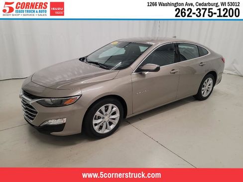 Used 2025 Chevrolet Malibu LT image 1