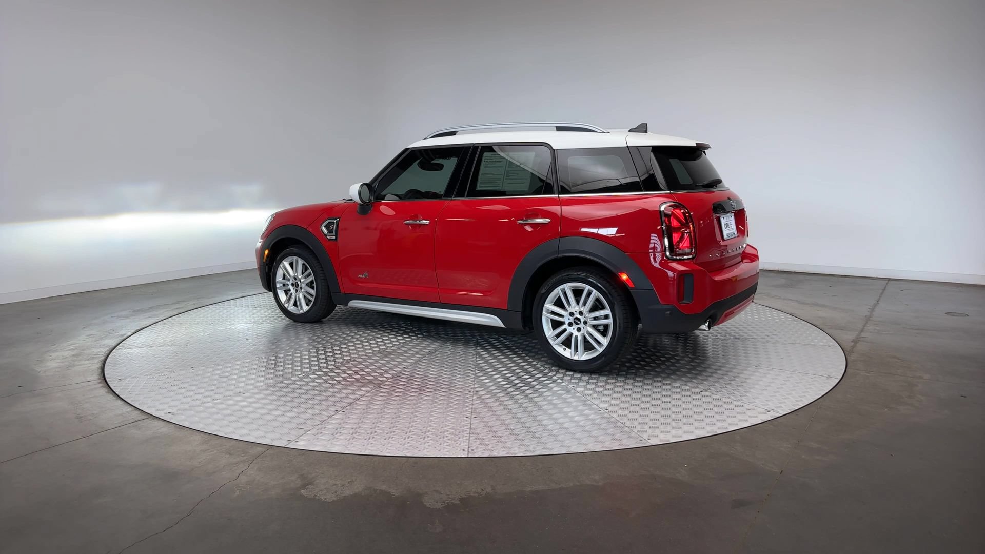 Certified 2024 MINI Cooper Countryman S w/ Signature Upholstery Package AWD/4WD image 6