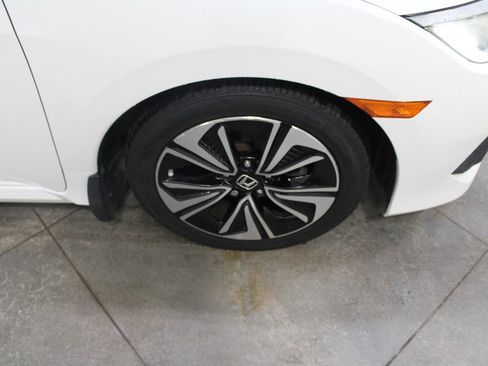 Used 2017 Honda Civic EX-L image 55