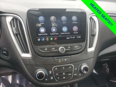 Used 2024 Chevrolet Malibu LT FWD image 2