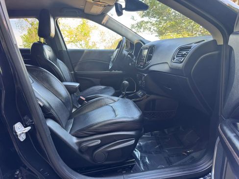 Used 2020 Jeep Compass Limited image 14