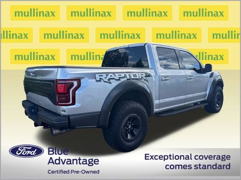 Used 2017 Ford F150 Raptor w/ Equipment Group 802A Luxury AWD/4WD image 3