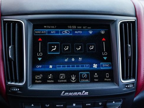 Used 2017 Maserati Levante S AWD/4WD image 62