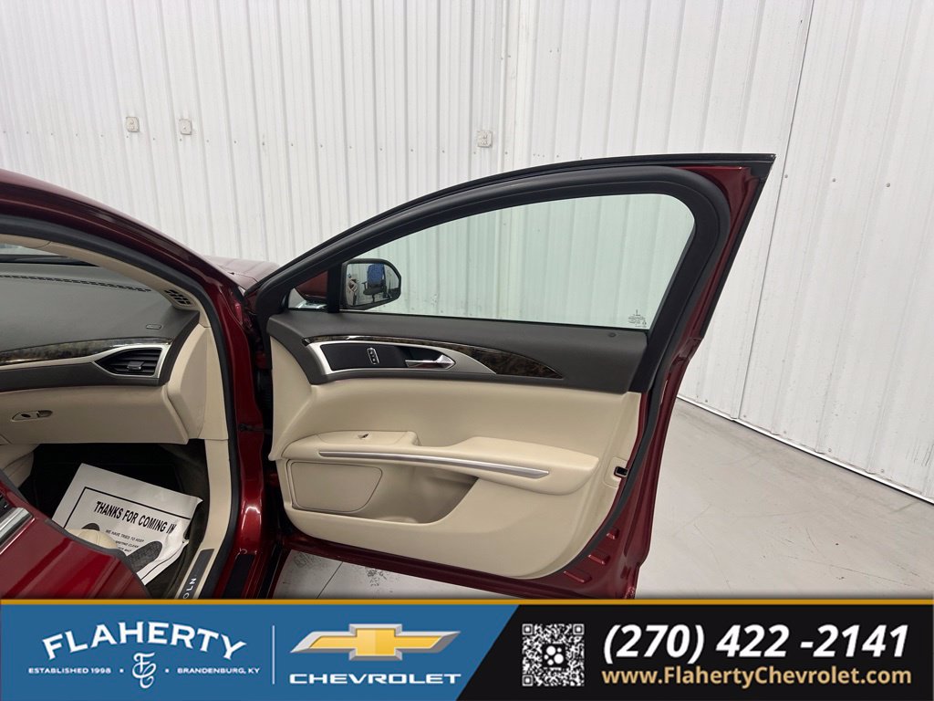 Used 2016 Lincoln MKZ w/ Equipment Group 300A Reserve FWD image 14