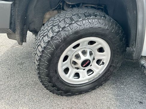 Used 2018 GMC Sierra 3500 4x4 Crew Cab w/ Sierra Convenience Package image 24