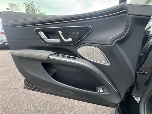 Used 2022 Mercedes-Benz EQS 450+ Sedan image 29