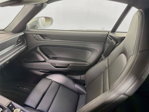 Certified 2022 Porsche 911 Carrera GTS RWD image 28