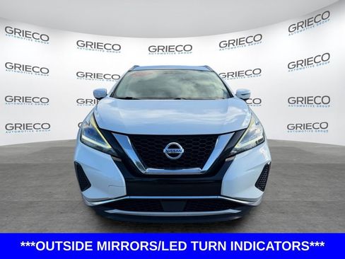 Used 2019 Nissan Murano SV FWD image 2