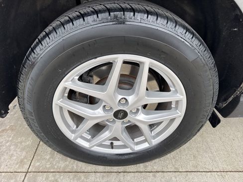 Certified 2024 Ford Edge SEL w/ Convenience Package image 20