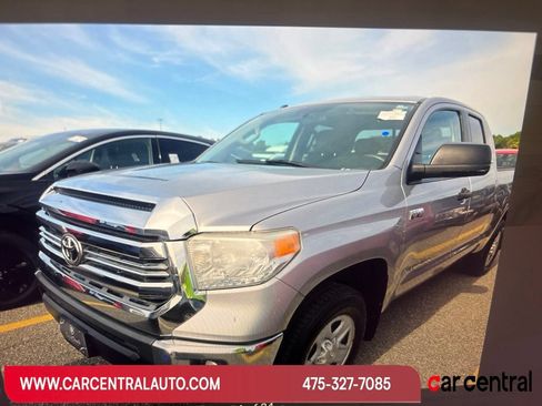 Used 2014 Toyota Tundra SR5 AWD/4WD image 1