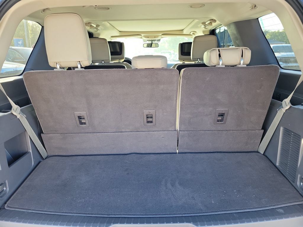 Used 2021 Ford Expedition Limited RWD image 11