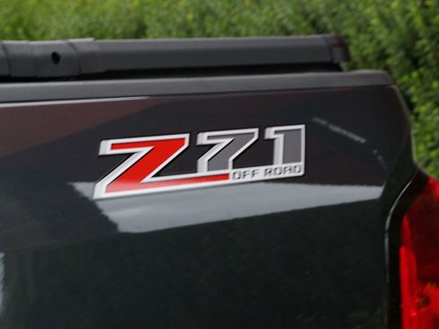 Used 2018 Chevrolet Colorado Z71 image 47