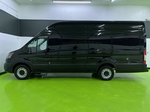 Used 2023 Ford Transit 250 148 High Roof Extended w/ Load Area Protection Package RWD image 6