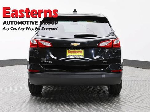 Used 2019 Chevrolet Equinox LS w/ LS Convenience Package AWD/4WD image 6