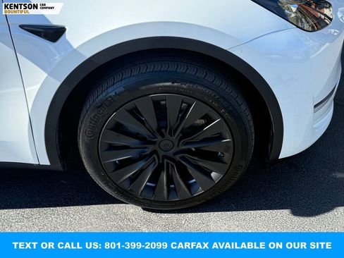 Used 2023 Tesla Model Y Long Range image 14
