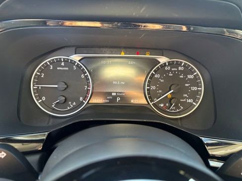 Used 2022 Nissan Pathfinder SL image 13