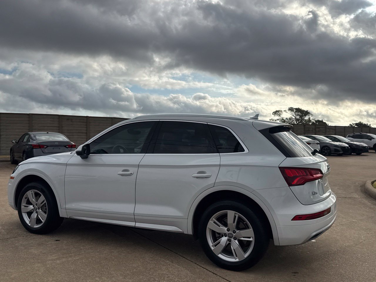 Used 2019 Audi Q5 2.0T Premium Plus AWD/4WD image 15