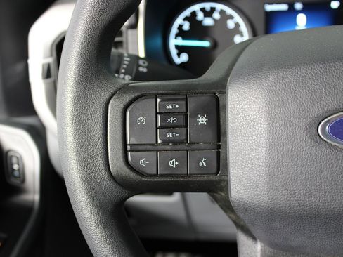 Used 2022 Ford F150 XLT image 13