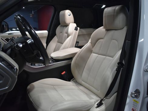 Used 2017 Land Rover Range Rover Sport image 11