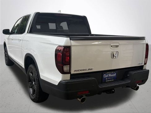 Used 2023 Honda Ridgeline Black Edition image 10