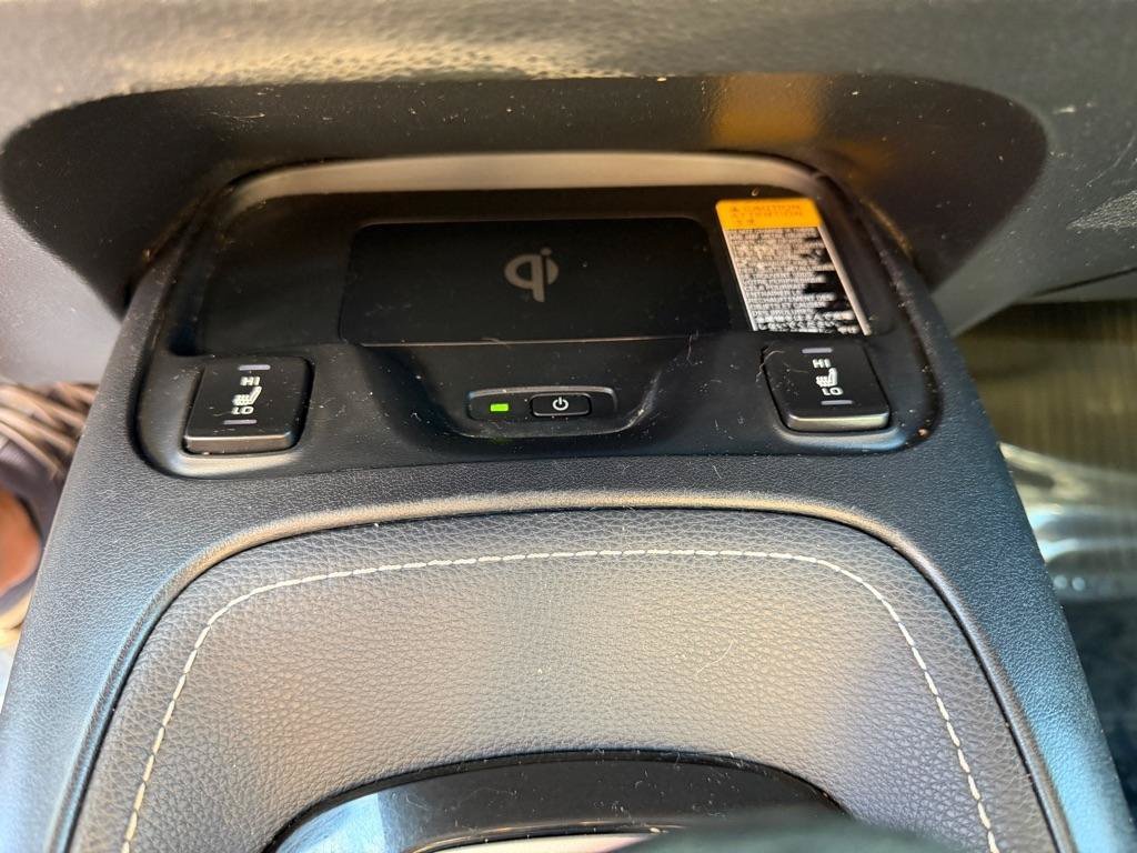 Used 2019 Toyota Corolla XSE FWD image 30