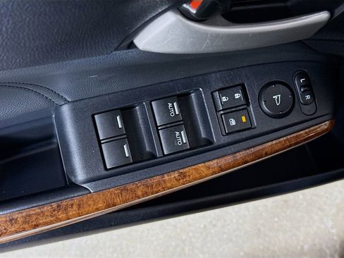 Used 2012 Honda Accord EX-L image 16