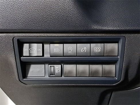 Used 2025 Toyota Tundra SR image 23