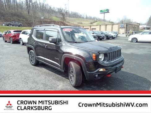 Used 2017 Jeep Renegade Trailhawk image 1