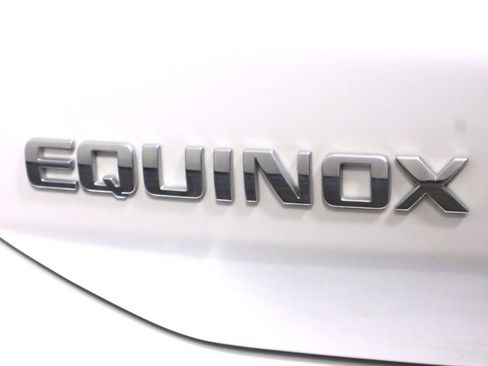 Used 2022 Chevrolet Equinox LT image 35