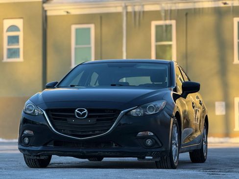 Used 2015 MAZDA MAZDA3 i Grand Touring image 2