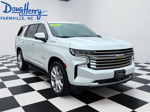 Used 2021 Chevrolet Tahoe High Country w/ Premium Package AWD/4WD image 7