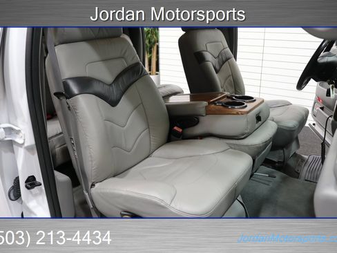 Used 2002 Ford F350 Lariat image 19