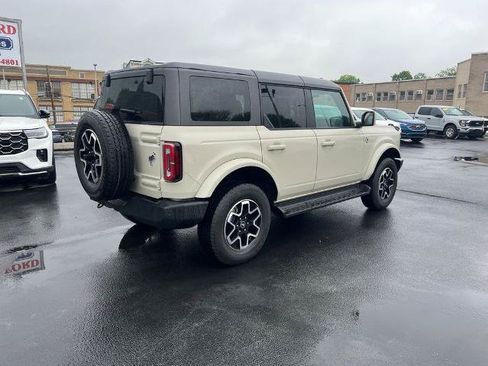Certified 2025 Ford Bronco Outer Banks AWD/4WD image 2