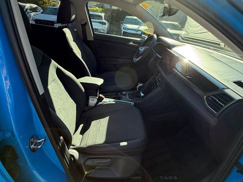 New 2026 Volkswagen Taos SE AWD/4WD image 28